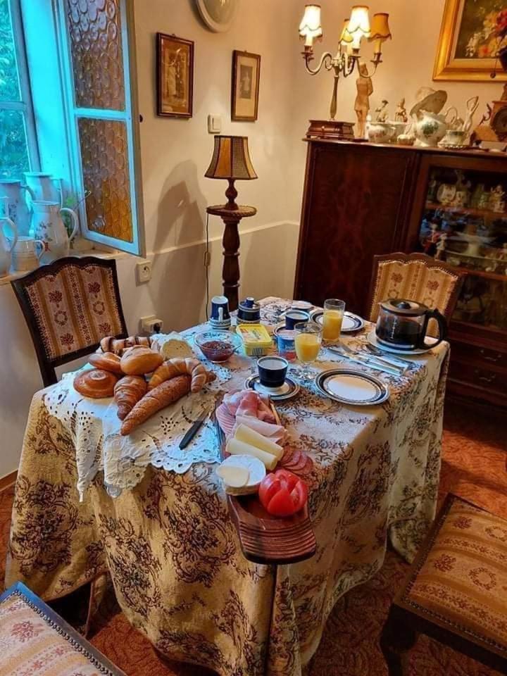Bed and Breakfast Fonagy Es Walter Vendeg- Es Borhaz Вац Экстерьер фото